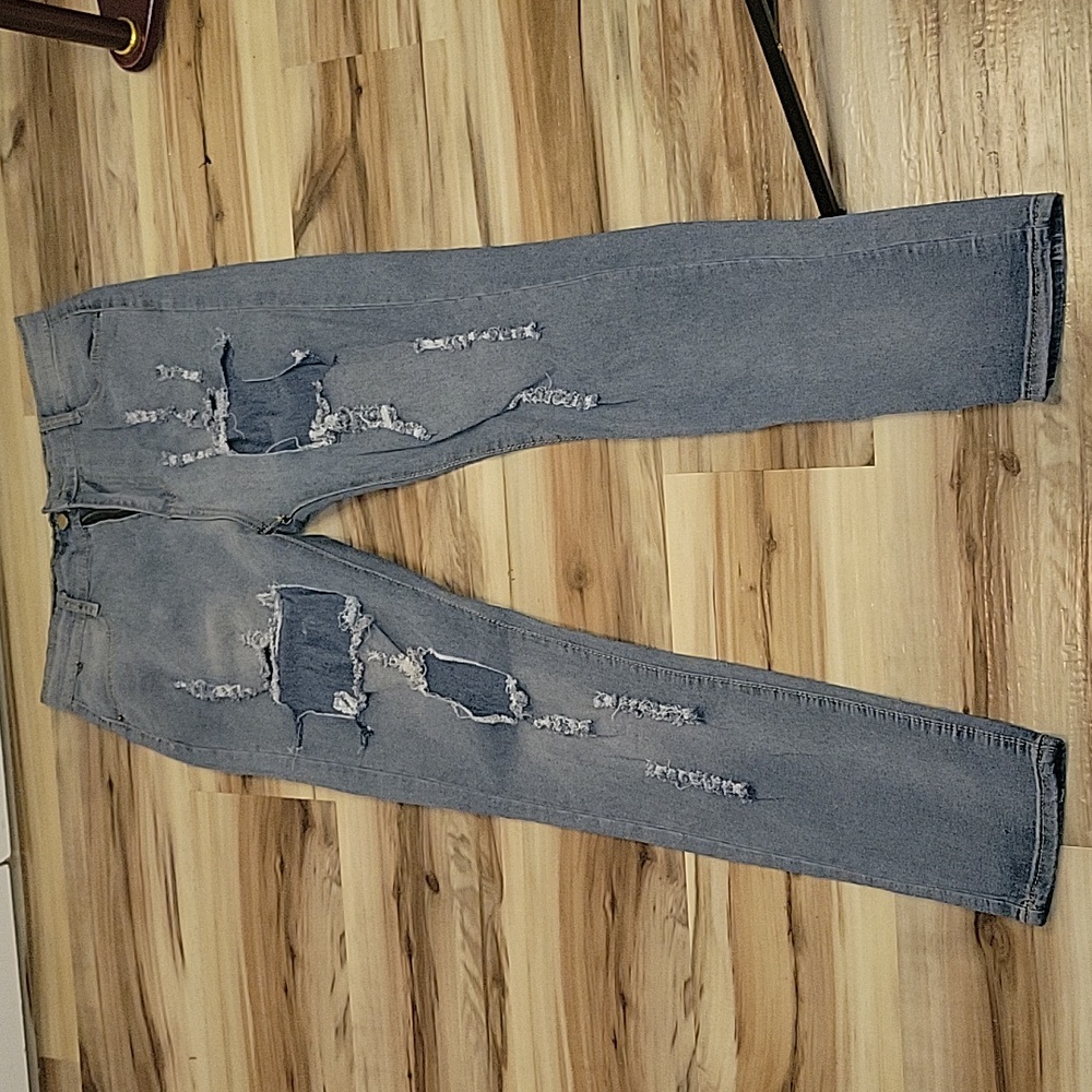 Distressed Holey Jeans